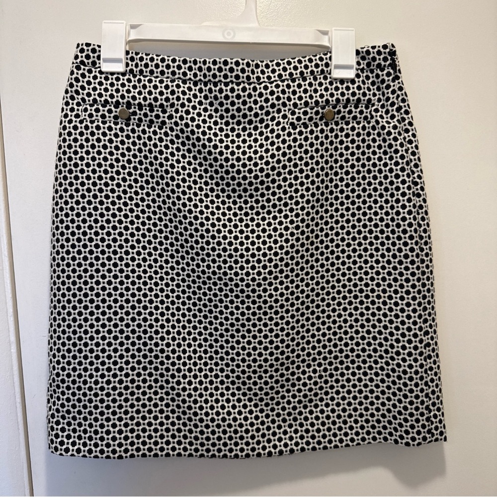 LOFT Black and White Patterned Pencil Skirt